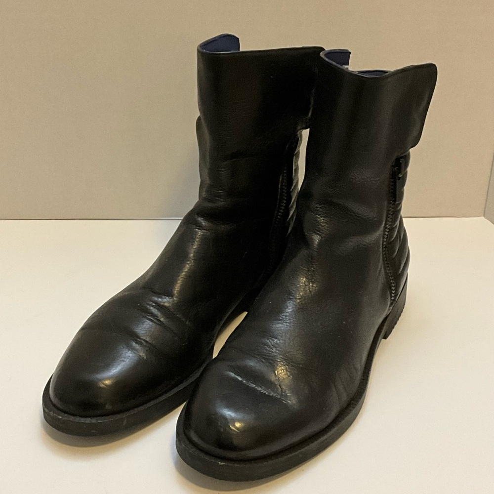 ELIE TAHARI Ankle Boots - Picture 2 of 11